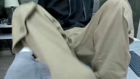 Bruce Hans online show from 10.10.25