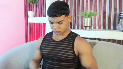 Snapshot of bruce_stroud chatting on 09.25.25 bruce_stroud online show from 09.25.25