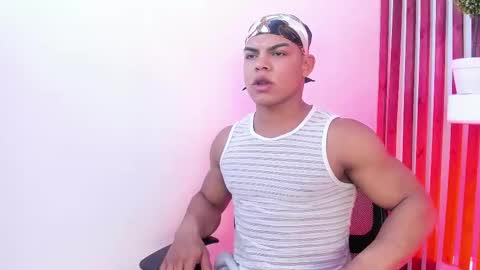 Snapshot of bruce_stroud chatting on 09.27.25 bruce_stroud online show from 09.27.25