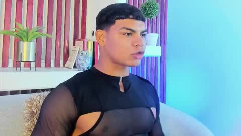 Snapshot of bruce_stroud chatting on 10.14.25 bruce_stroud online show from 10.14.25