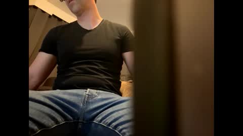 Snapshot of brucelogan80 chatting on 10.15.25 brucelogan80 online show from 10.15.25