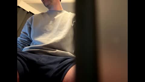 Snapshot of brucelogan80 chatting on 10.24.25 brucelogan80 online show from 10.24.25