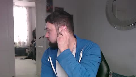 Bruce online show from 01.12.25