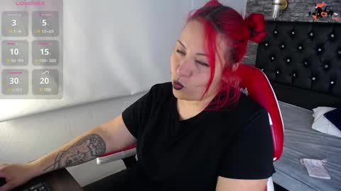 Bruja SCarlata online show from 02.03.25