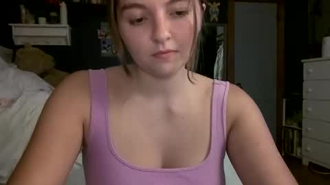 brunettebaby040 online show from 09.22.25