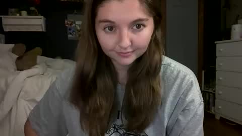 brunettebaby040 online show from 10.04.25