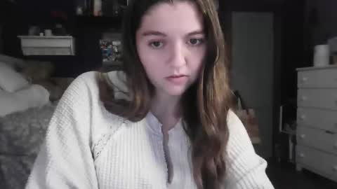 brunettebaby040 online show from 11.10.25