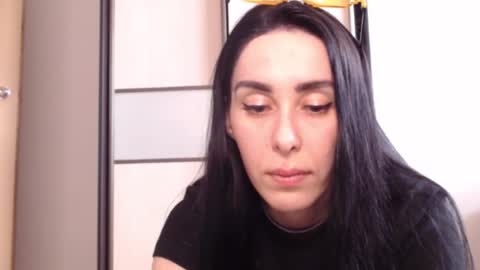 Ellis online show from 02.05.25