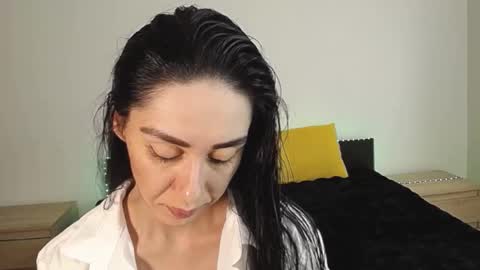 Ellis online show from 03.12.25