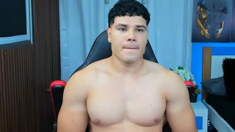 Snapshot of bruno_coleman chatting on 09.30.25 Bruno coleman online show from 09.30.25