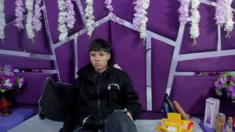 Snapshot of bruno_cruz chatting on 02.14.26 Bruno Cruz online show from 02.14.26