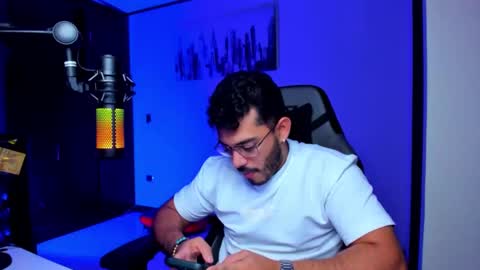 Snapshot of bruno_diaz31 chatting on 10.14.25 Bruno online show from 10.14.25