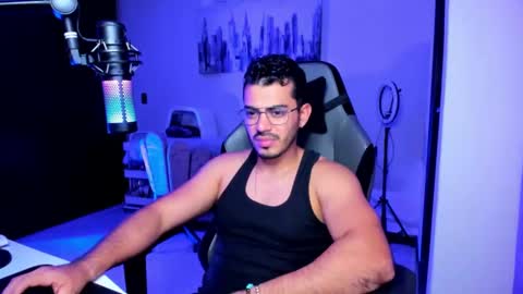 Snapshot of bruno_diaz31 chatting on 10.27.25 Bruno online show from 10.27.25