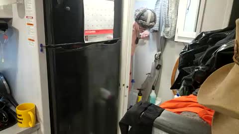 Steve... aka SkinnieDippin aka TimberTramp online show from 12.05.25