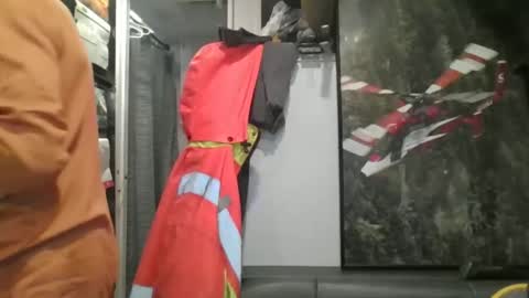 Steve... aka SkinnieDippin aka TimberTramp online show from 01.06.26