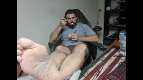 Snapshot of brutalmaster1983 chatting on 12.28.24 BRUTALMASTER1983 online show from 12.28.24
