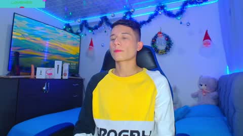 Snapshot of bryam_hot chatting on 12.03.24 BRYAM INDEPENDENT MODEL online show from 12.03.24