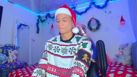 Snapshot of bryam_hot chatting on 12.24.24 BRYAM INDEPENDENT MODEL online show from 12.24.24