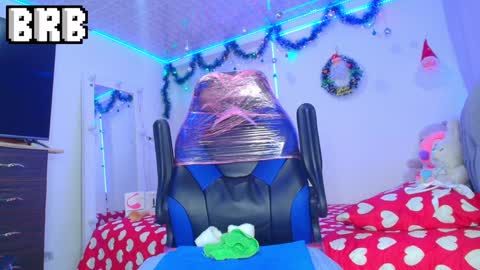 Snapshot of bryam_hot chatting on 12.27.24 BRYAM INDEPENDENT MODEL online show from 12.27.24