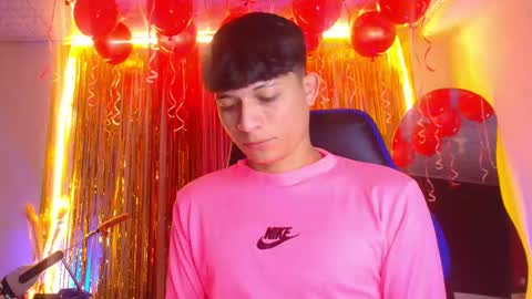 BRYAM INDEPENDENT MODEL online show from 09.30.25