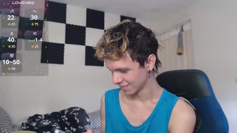 Snapshot of bryamado chatting on 03.08.25 bryamado online show from 03.08.25