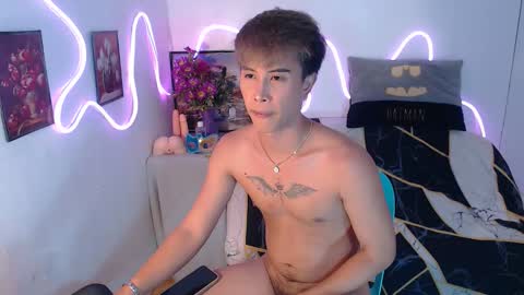 Snapshot of bryan_________ chatting on 10.02.25 BRYAN JEMY online show from 10.02.25