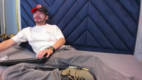 bryce_hall19 online show from 09.10.25