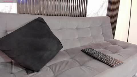 Bryxon  online show from 12.12.24