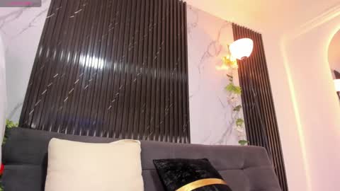 Bryxon  online show from 02.06.25