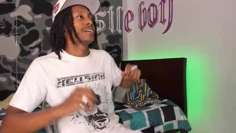 Bryxon  online show from 12.16.25