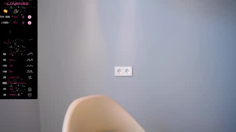 Snapshot of bubbblegum chatting on 02.09.25 Bubblegum online show from 02.09.25