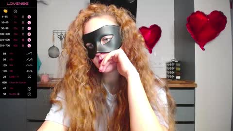 Snapshot of bubbblegum chatting on 02.12.25 Bubblegum online show from 02.12.25