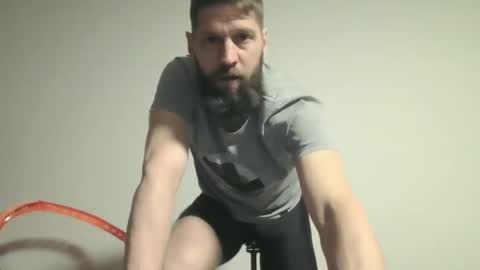 bubblebee1982 online show from 01.16.25