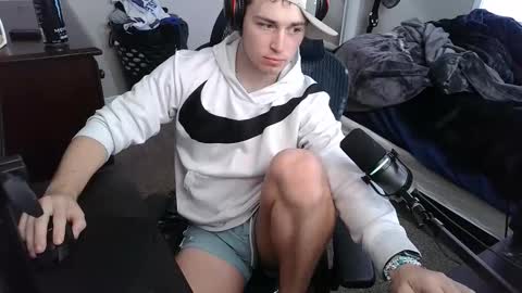 Snapshot of bubblebuttbdn chatting on 11.13.25 BubblebuttBdn online show from 11.13.25