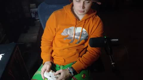 Snapshot of bubblebuttbdn chatting on 02.25.26 BubblebuttBdn online show from 02.25.26