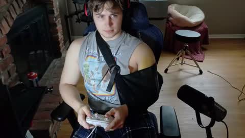 BubblebuttBdn online show from 04.12.26