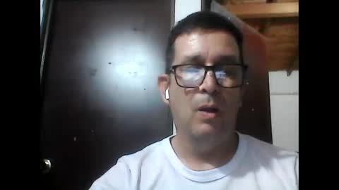 Snapshot of buchs32 chatting on 09.09.25 buchs32 online show from 09.09.25