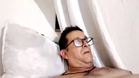 Snapshot of buchs32 chatting on 09.24.25 buchs32 online show from 09.24.25