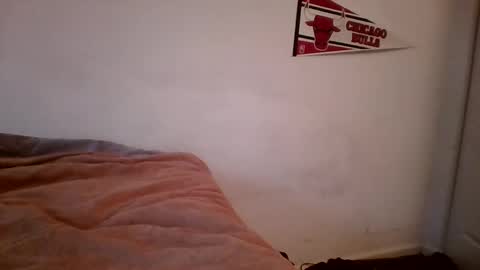 Snapshot of buckeye1990 chatting on 09.30.25 B online show from 09.30.25