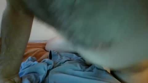 Snapshot of buckeye1990 chatting on 10.05.25 B online show from 10.05.25