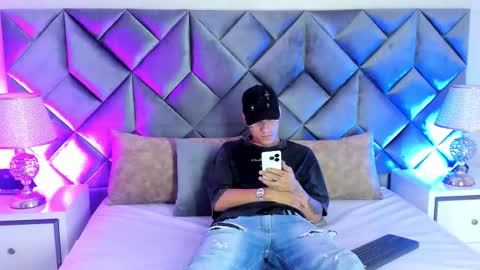 Snapshot of buda_and_cataleya_ chatting on 02.02.26 Buda y Cataleya online show from 02.02.26