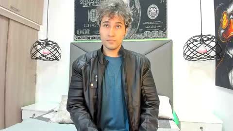 Snapshot of buddy_whitte chatting on 10.31.25 Buddy Whitte online show from 10.31.25