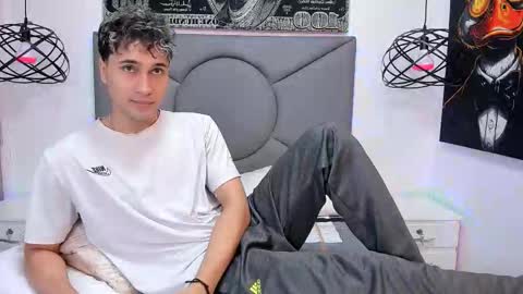 Buddy Whitte online show from 11.12.25