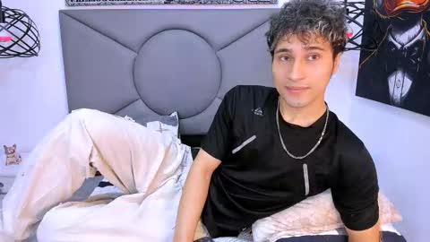 Buddy Whitte online show from 01.10.26