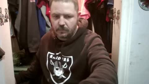 Snapshot of budsonly33 chatting on 01.12.25 budsonly33 online show from 01.12.25