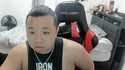 buffsexyman24 online show from 02.26.25