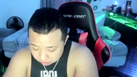 buffsexyman24 online show from 03.04.25