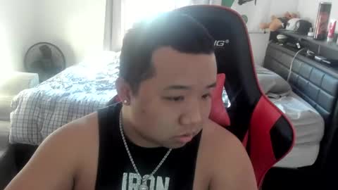 buffsexyman24 online show from 03.11.25