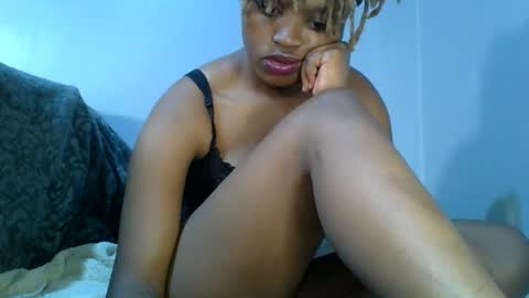 Snapshot of buga_baby chatting on 10.16.25 buga_baby online show from 10.16.25