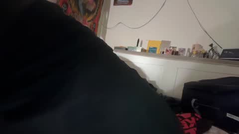 Snapshot of bukkakebae chatting on 02.01.25 bukkakebae online show from 02.01.25